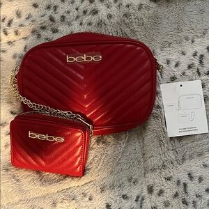 New bebe Quilted Tyler Camera Red Crossbody with Removable Wallet Gold chain